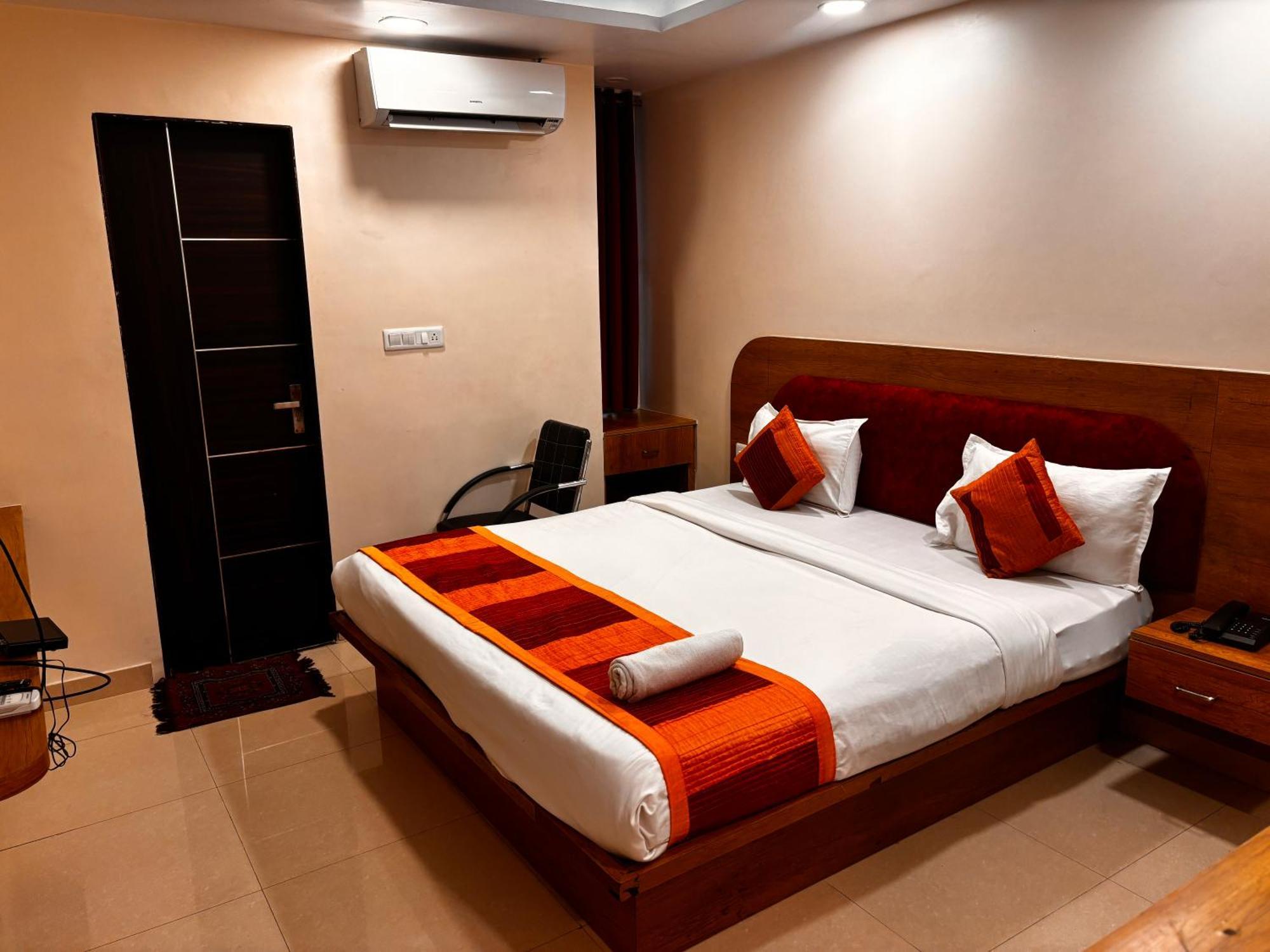 Hotel Gulabi Nagri, Malviya Nagar, Jaipur Extérieur photo
